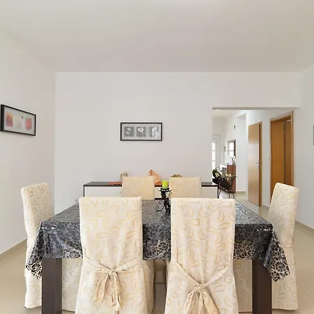 Nyaraló House Bozo 754 Šišan